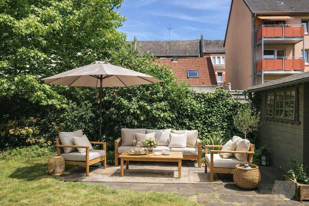 Thumbnail-Selbst nutzen oder investieren: Zwei großzügige Wohneinheiten mit Potenzial m.Balkon und Garten