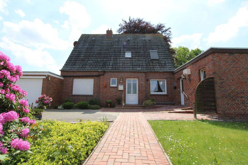 Thumbnail-Charmant in ruhiger Lage! - Einfamilienhaus mit viel Potenzial!