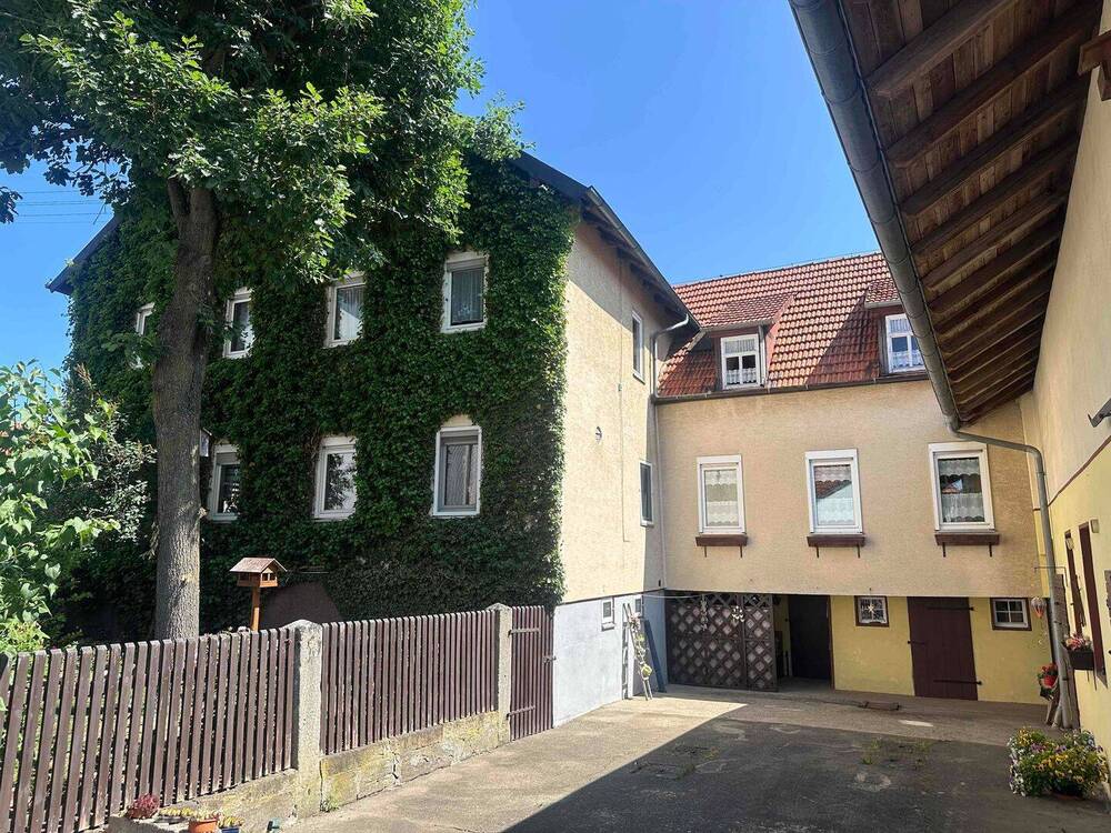 Thumbnail-Mein Haus & Hof - großzügiger 3-Seitenhof mit jeder Menge Platz