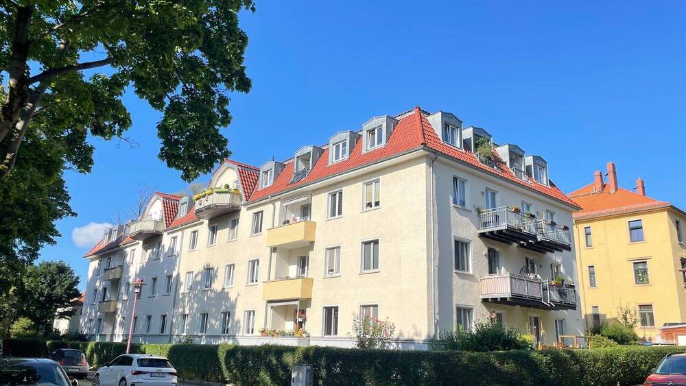 Straßenansicht