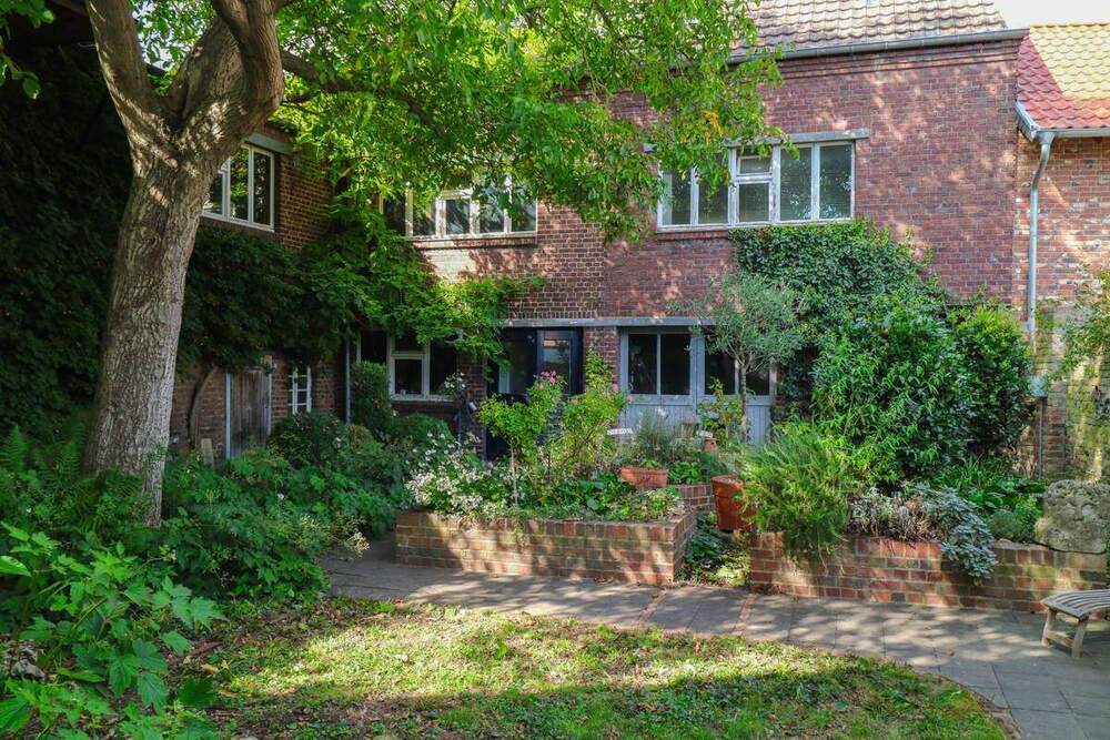 Thumbnail-Ländliches Anwesen - Leben und Arbeiten unter einem Dach