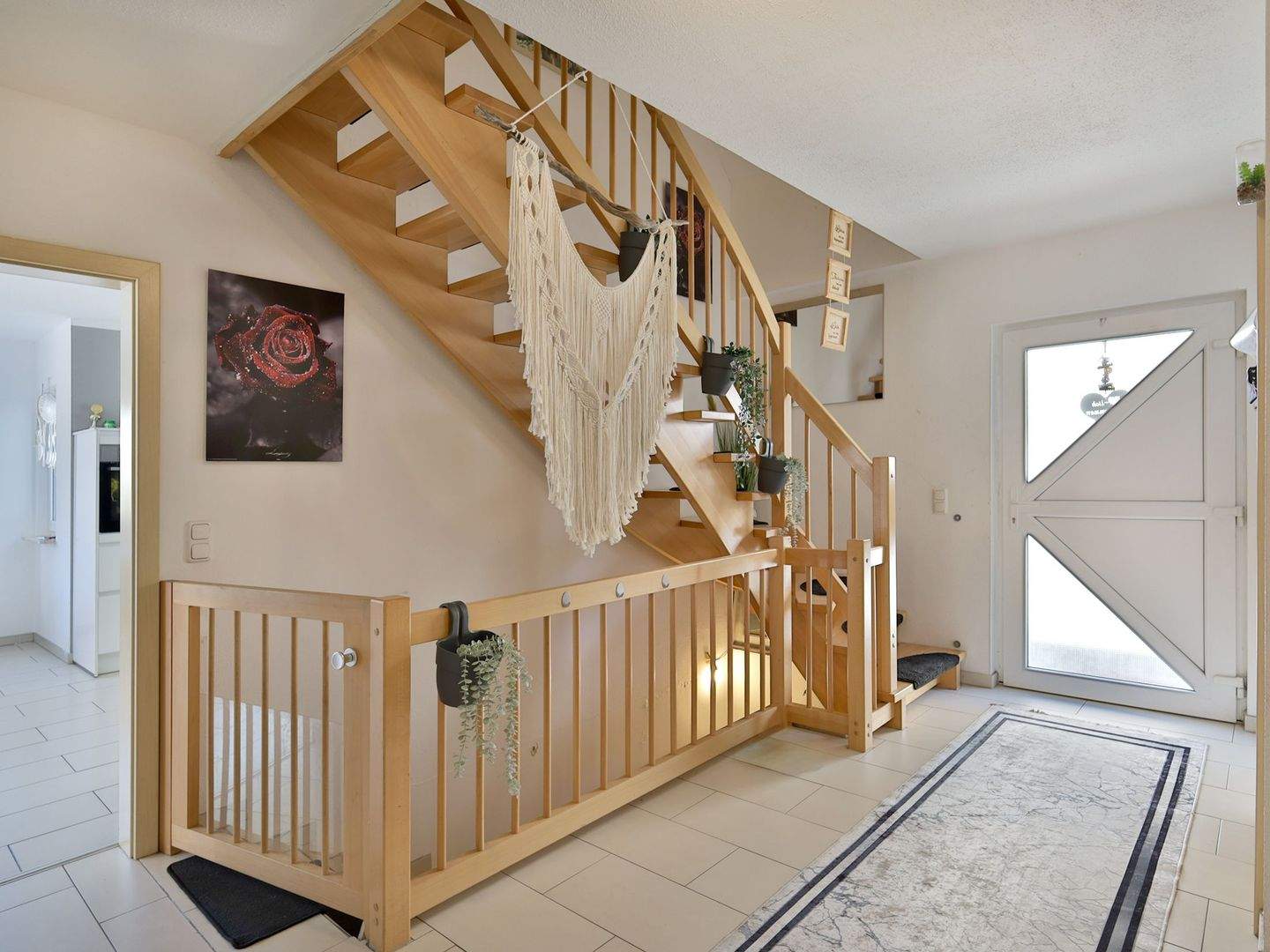 Thumbnail-Vollunterkellertes Einfamilienhaus mit moderner Küche und großer Sonnenterrasse!