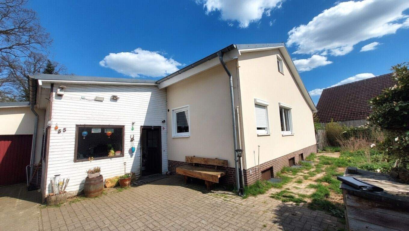 Thumbnail-Einfamilienhaus in Randlage zu den Feldern, Ein Zuhause, das man nicht sucht – sondern findet.