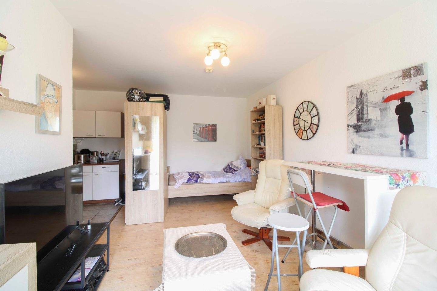 Thumbnail-Attraktive Investitionsmöglichkeit: Vermietete, gepflegte 1-Zi.-Whg. mit Balkon in Rodgau