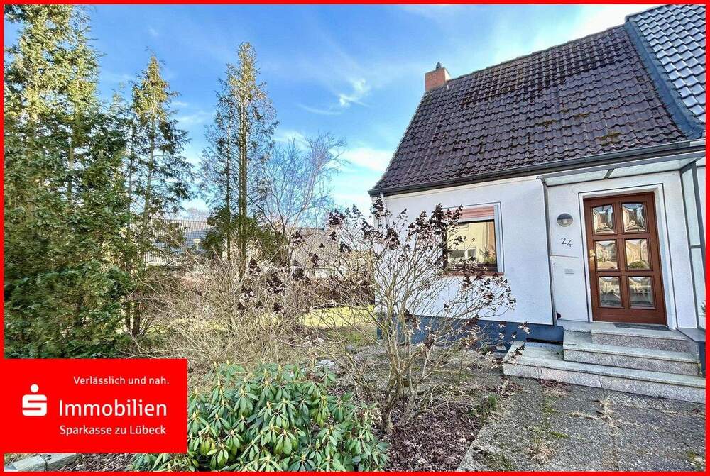 Thumbnail-Charmantes Reihenendhaus mit großem Grundstück und Entwicklungspotenzial