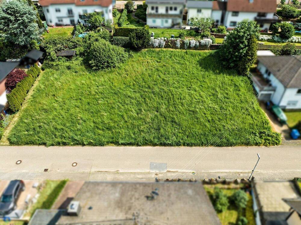 Thumbnail-Attraktives Baugrundstück in familiärer Wohnlage!