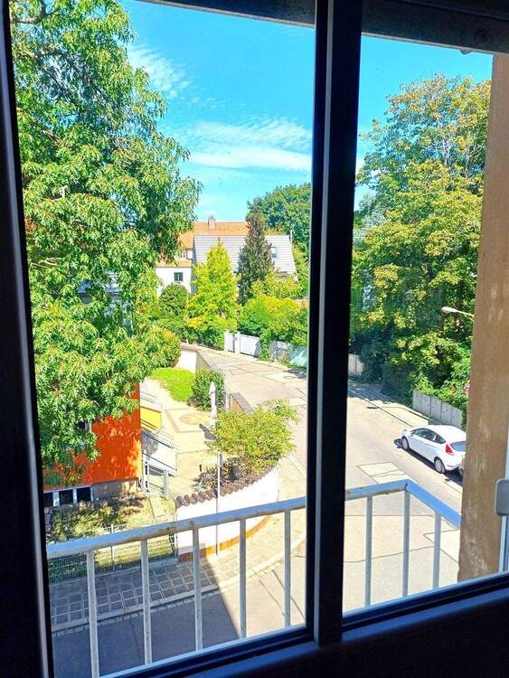 Thumbnail-Modernisierte 3-Zi.-Wohnung mit Loggia, Garage, ruhige Grünlage, Luitpoldhain, Nähe Innenstadt