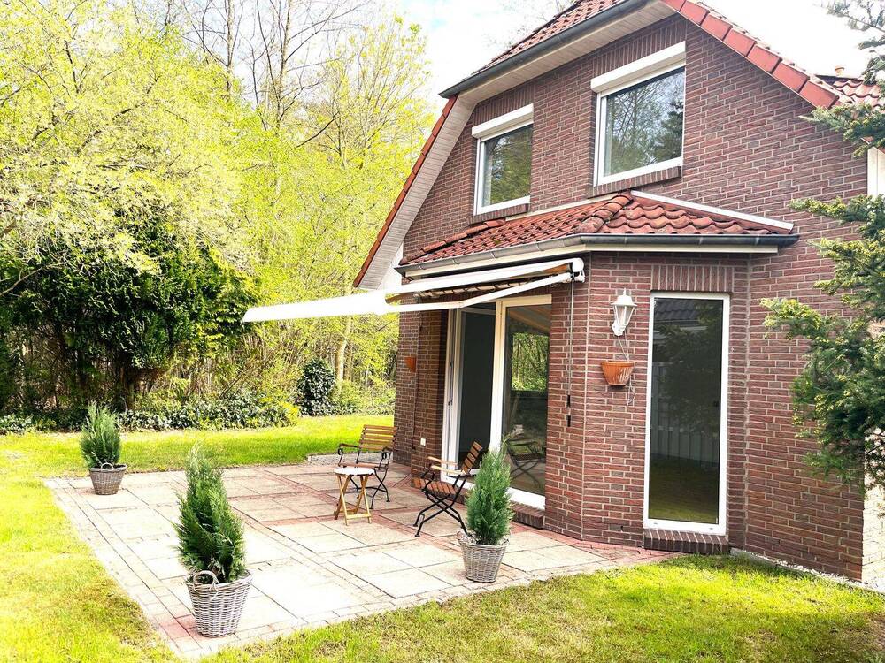 Thumbnail-Gemütliches renoviertes EFH auf einem Hintergrundstück in OL-Bümmerstede!