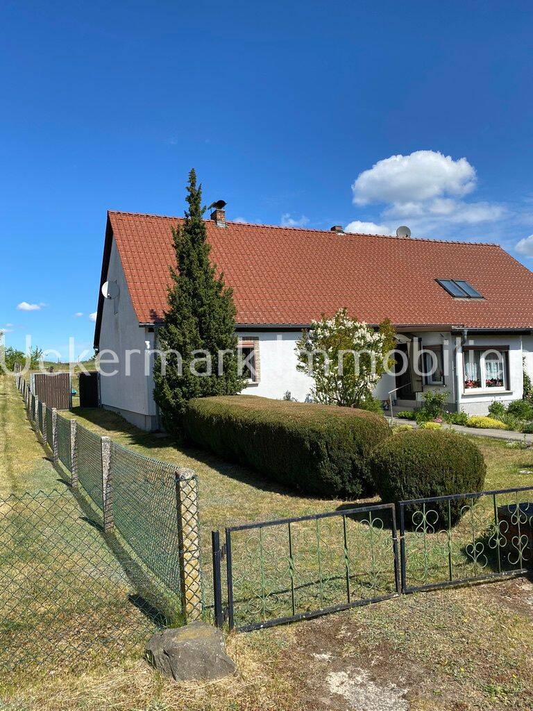 Thumbnail-Geräumige DHH in Dorfrandlage in Beutel zu verkaufen!