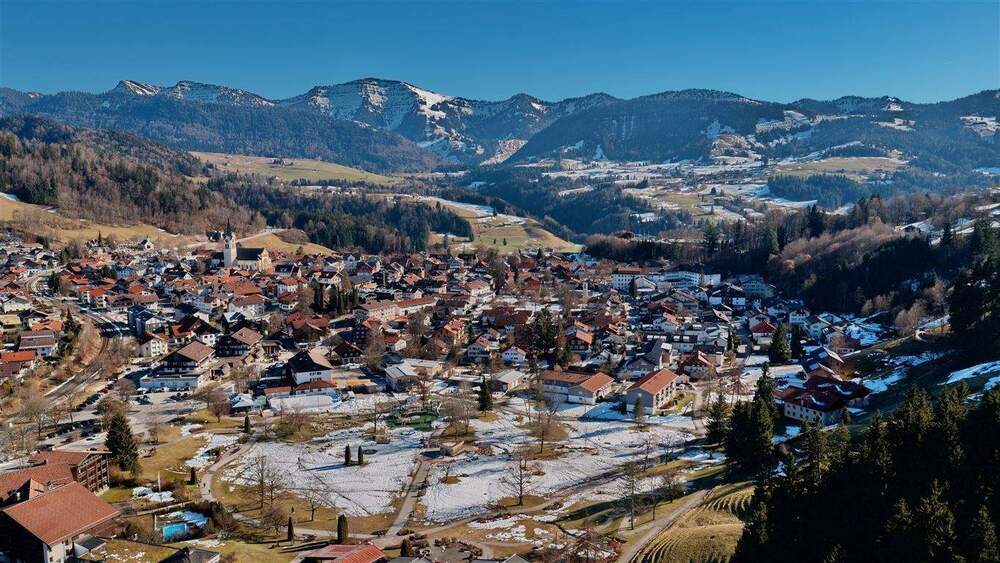 Thumbnail-Immobilienperle im Allgäu - 3-Familienhaus mit großem Potenzial