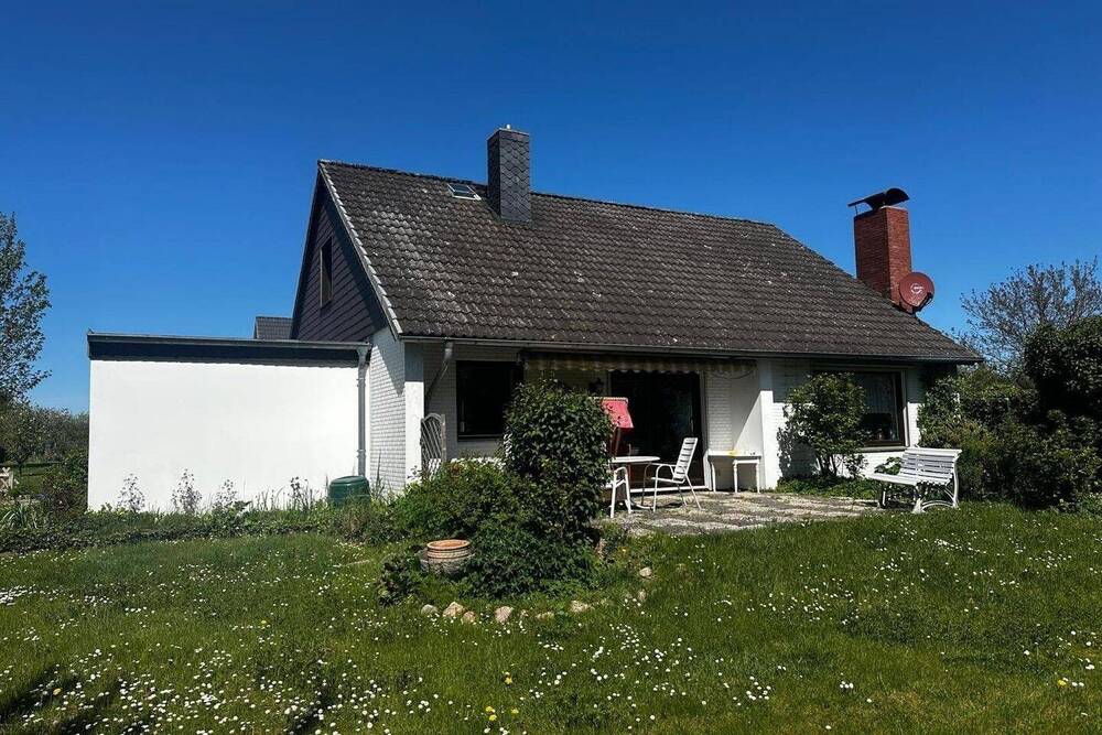 Thumbnail-Einfamilienhaus mit Garage in Altenkrempe