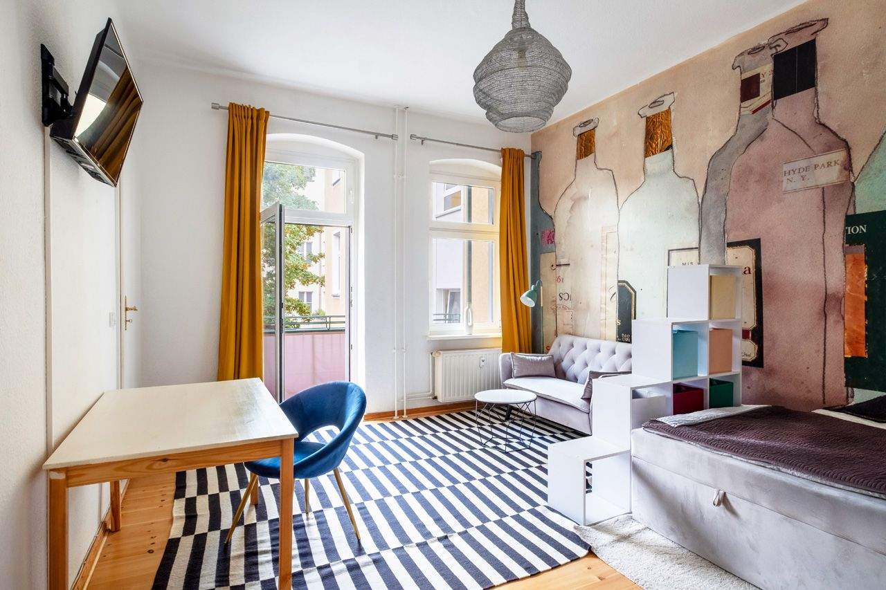 Thumbnail-Frisch renoviert und voll möbliert: Kleine Wohnung in Friedrichshainer Kiezlage