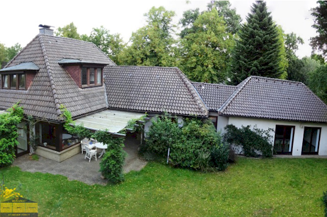 Thumbnail-Ideal für Großfamilien - Sehr großes Einfamilienhaus mit viel Nutzfläche in Beverstedt