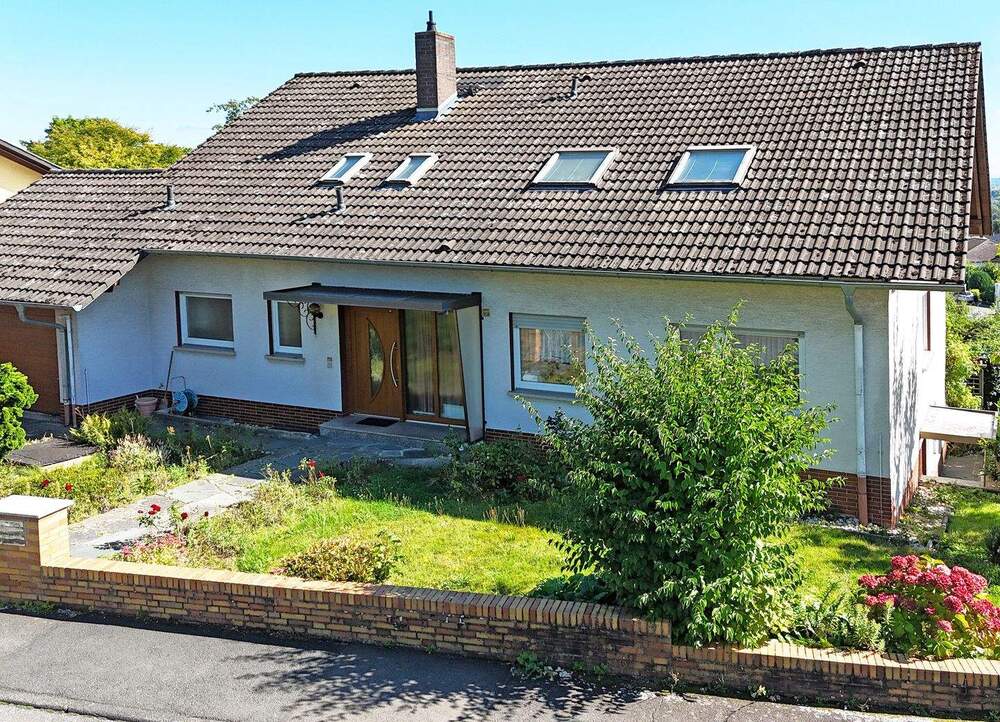 Thumbnail-Großzügiges Einfamilienhaus mit viel Platz und Potenzial in Wettenberg
