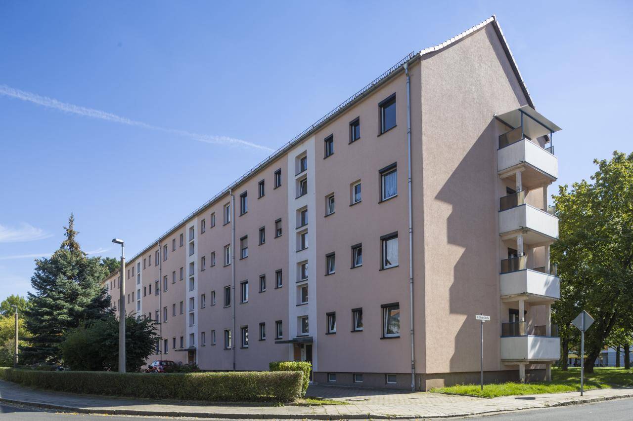 Thumbnail-3 Räume und Balkon in Gröba
