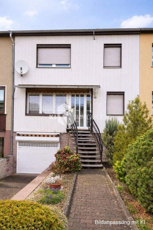 Thumbnail-Reihenmittelhaus mit Keller, Garage und kleinem Garten in Frohburg
