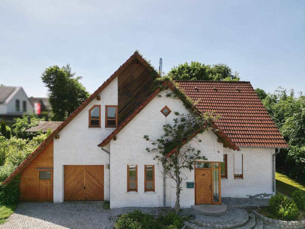 Thumbnail-Familienanwesen mit Baugrundstück in Ruheoase