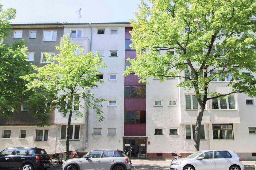 Thumbnail-MFH mit deutlichem Entwicklungs- und Wertsteigerungspotenzial im Charlottenburger 