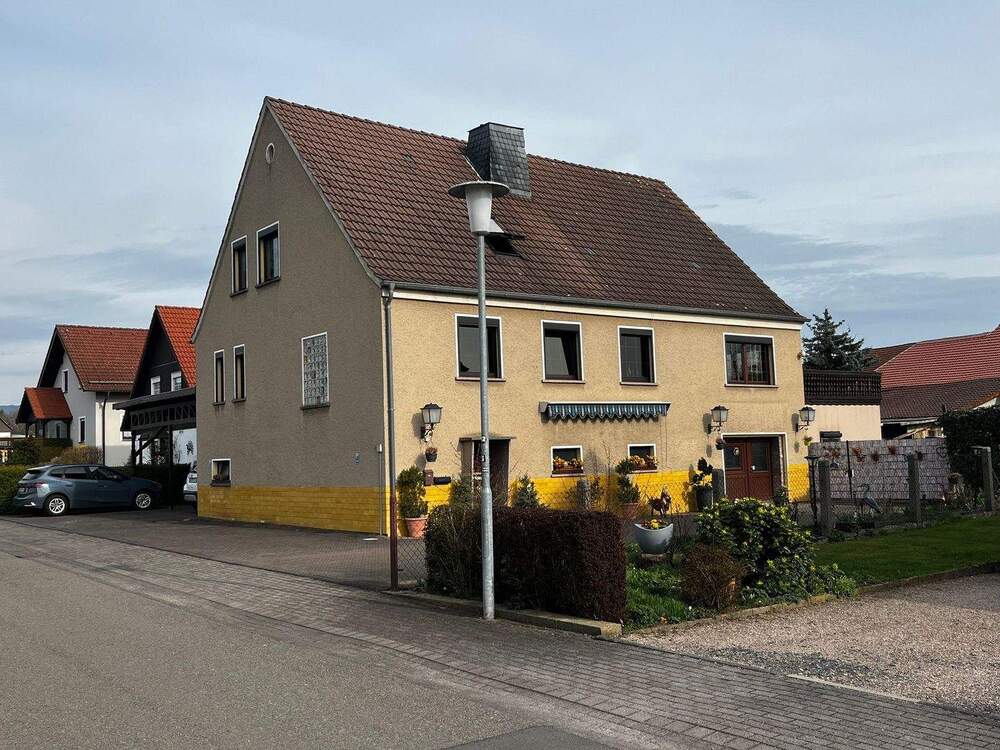 Thumbnail-Großes Wohnhaus in ruhiger Lage von Barchfeld
