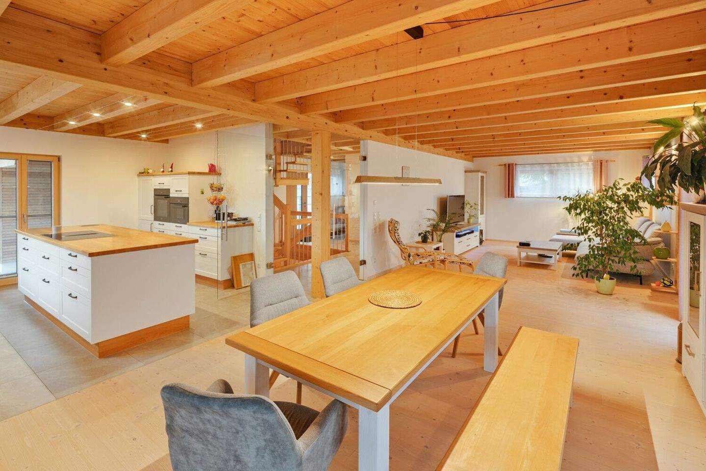 Thumbnail-Großes Einfamilienhaus in Holzständerbauweise (KW55)