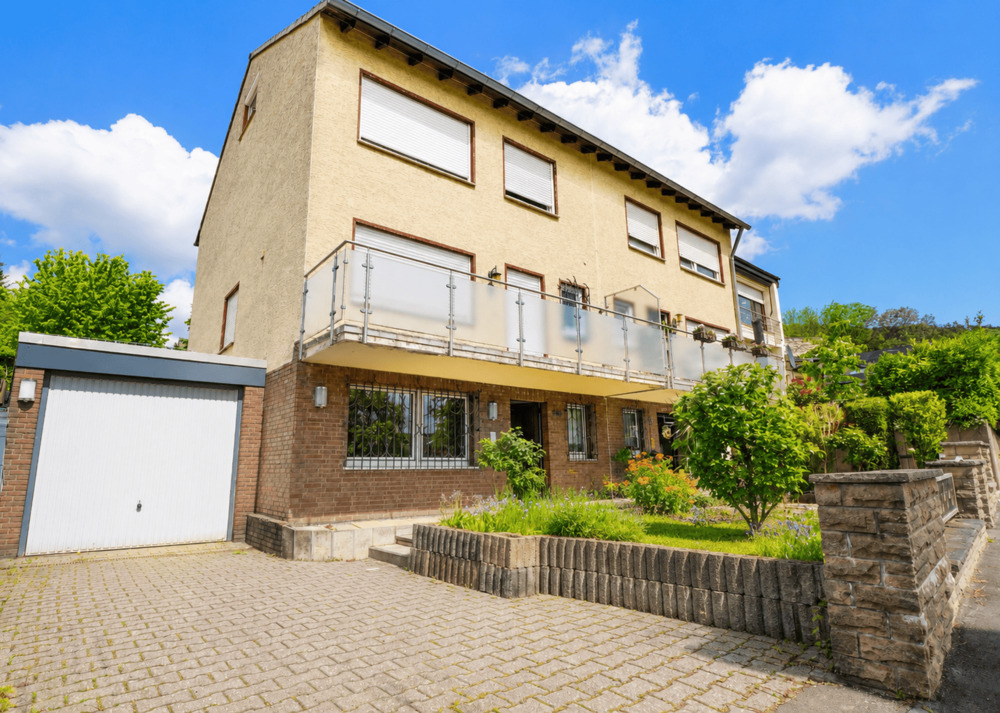Thumbnail-Ca. 143 m² große Doppelhaushälfte mit Terrasse, Südbalkon und Ausbaureserve am Tücking