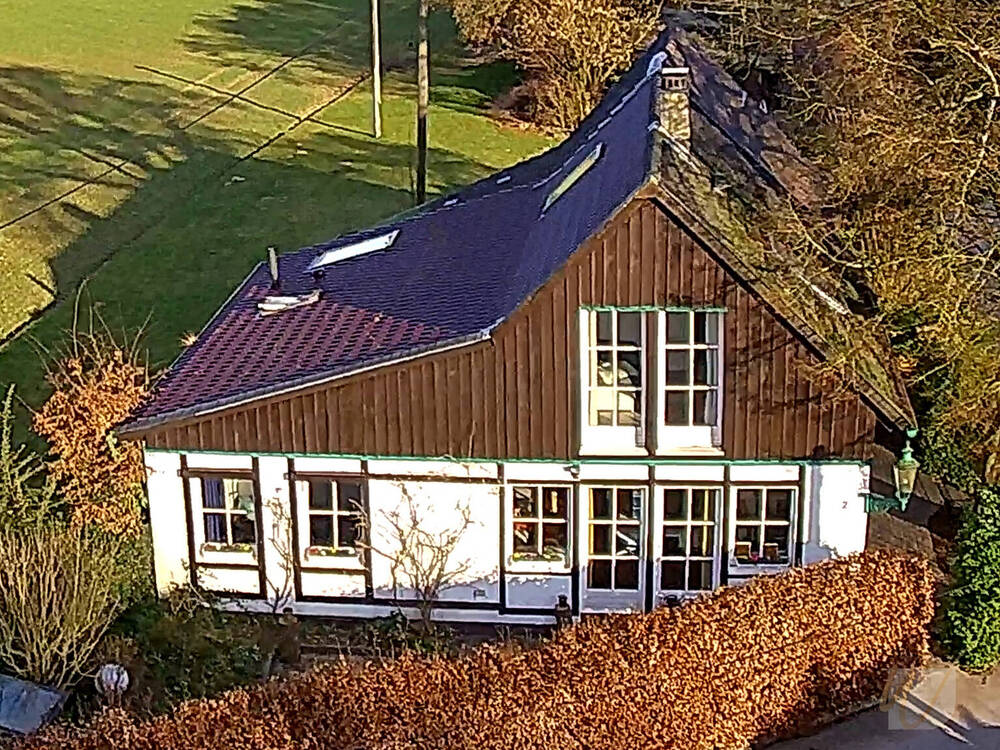 1 - Straßenansicht