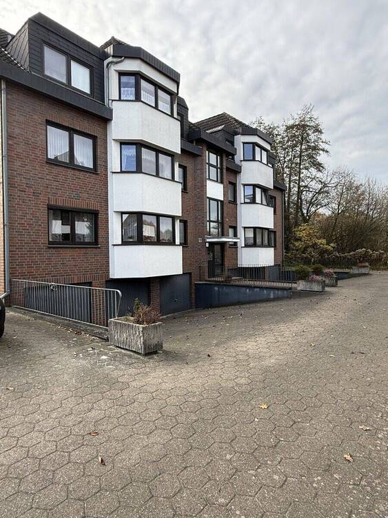 Thumbnail--Reserviert-2-Zimmer Dachgeschosswohnung