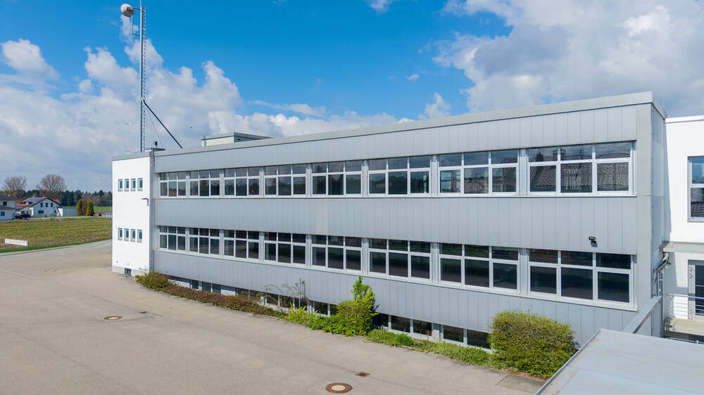 Thumbnail-Produktions- und Büroimmobilie mit hochwertiger technischer Ausstattung in Bad Waldsee