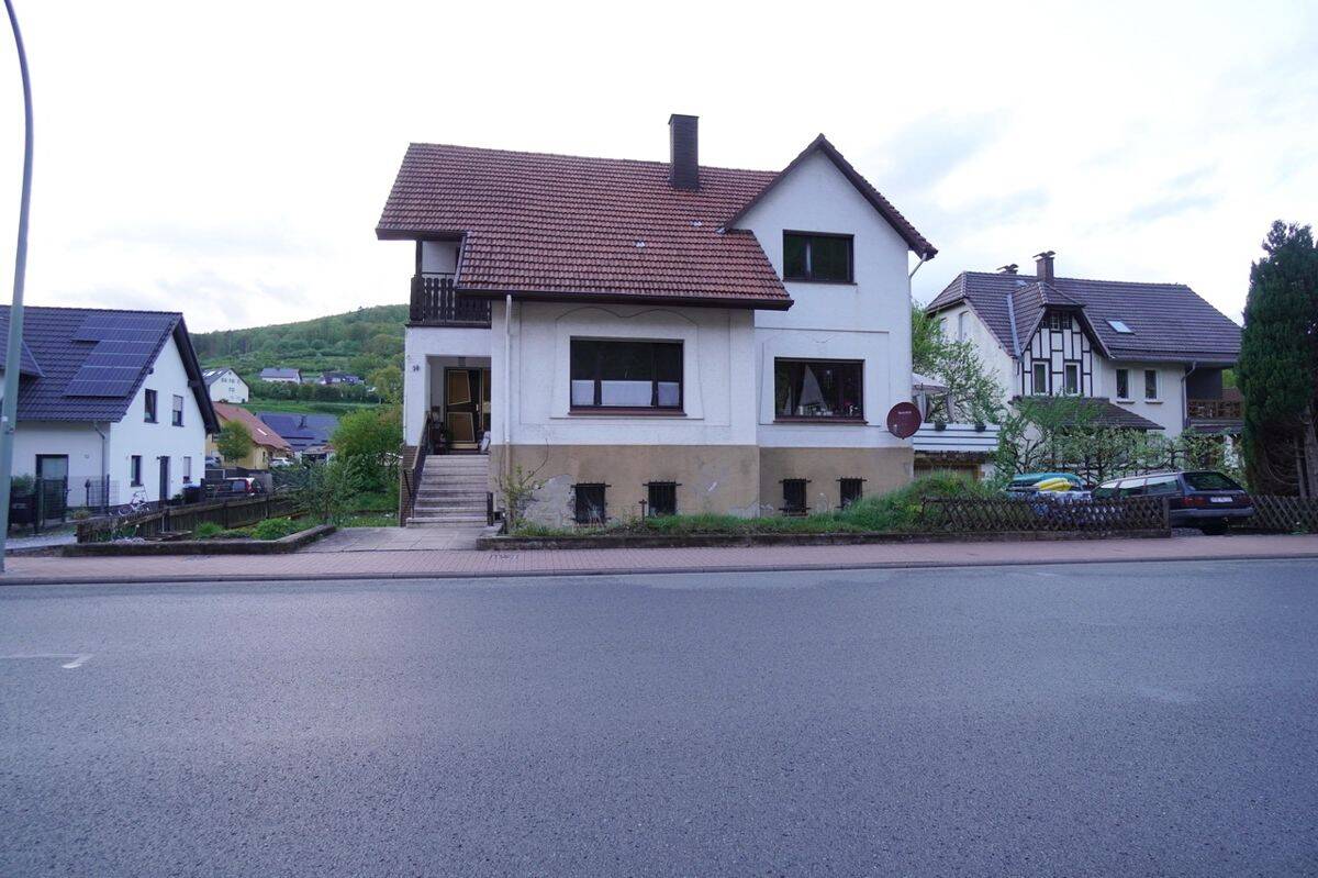 Thumbnail-Zweifamilienhaus mit vielen Möglichkeiten in Marsberg-Bredelar