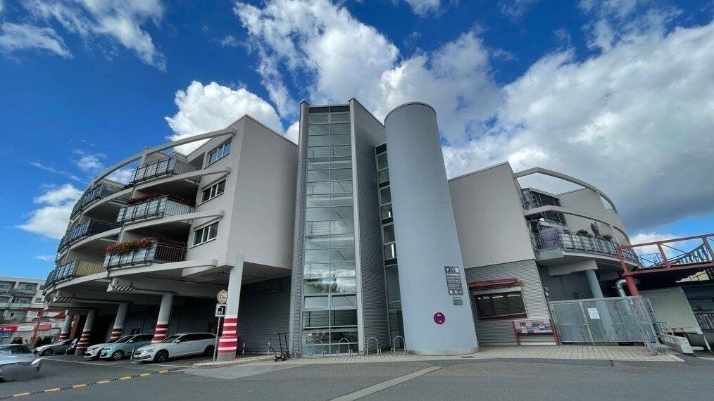 Thumbnail-Eigennutzung mit großer Loggia & Aufzug