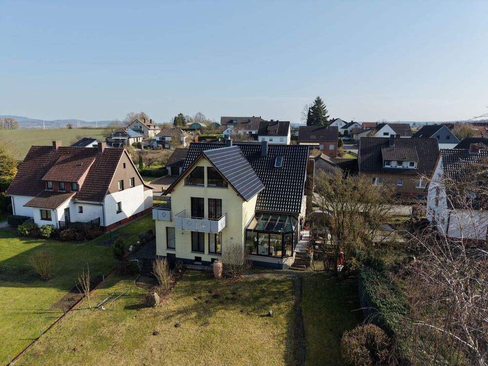 Thumbnail-Familienfreundliches Zweifamilienhaus mit Garten im Ortsteil von Hessisch Oldendorf