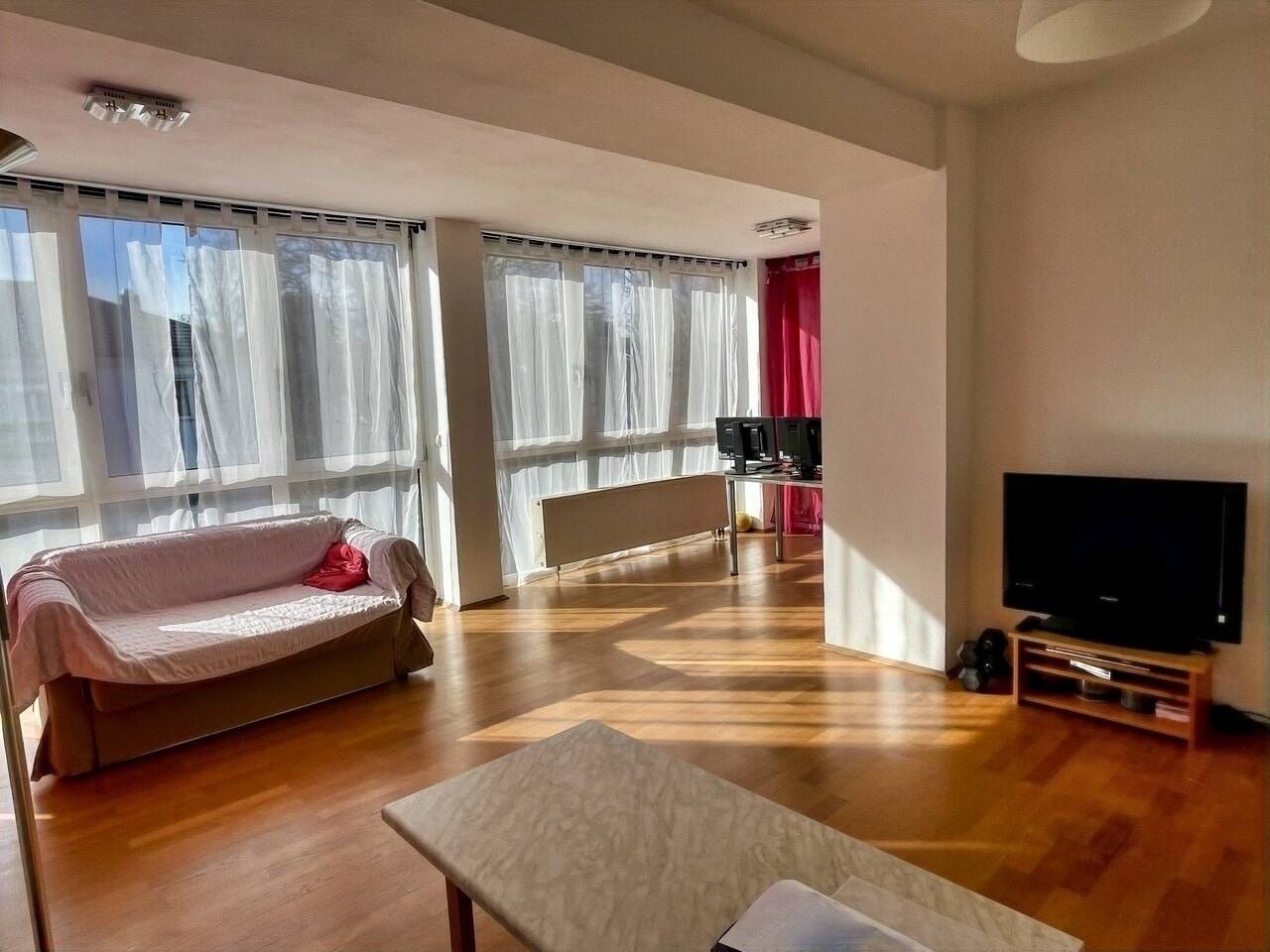 Thumbnail-Helle Wohnung mit Wintergarten in Feldkirchen bei München