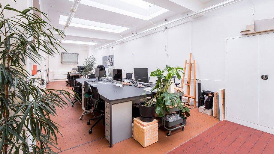 Thumbnail-Eigener Schreibtisch im Maxvorstadt-Atelier - 247 Zugang, München