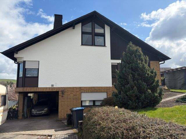 Thumbnail-Vermietetes Zweifamilienhaus in Pluwig