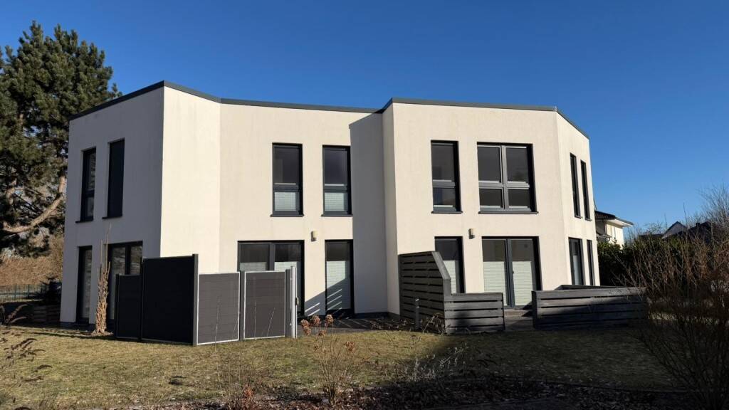 Thumbnail-Zwei freie Doppelhaushälften im Paket zu verkaufen