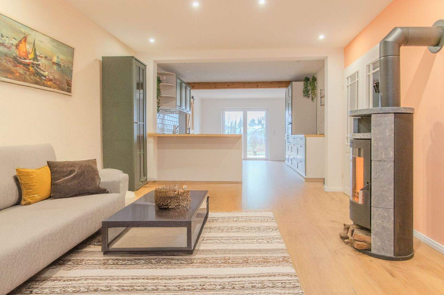 Thumbnail-Zeitlose Doppelhaushälfte mit großzügigem Raumangebot