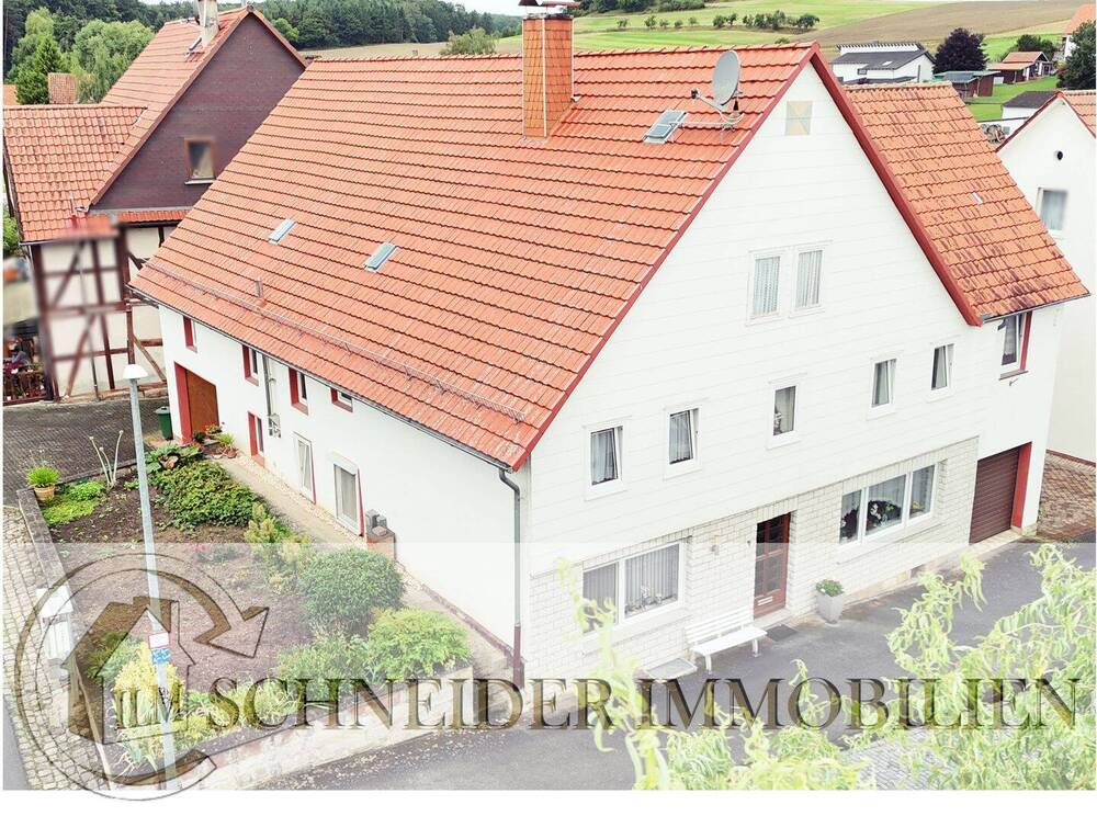 Thumbnail-Gepflegtes Einfamilienhaus mit 2 Garagen & Scheune ideal für Hebebühne, Stallungen, Keller!