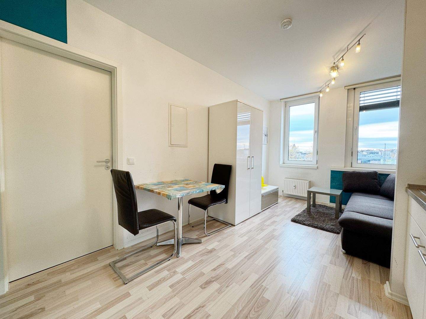 Thumbnail-1 Zi Apartment - Modern möbliertes Apartment mit Schlafsofa an der Stadtgrenze