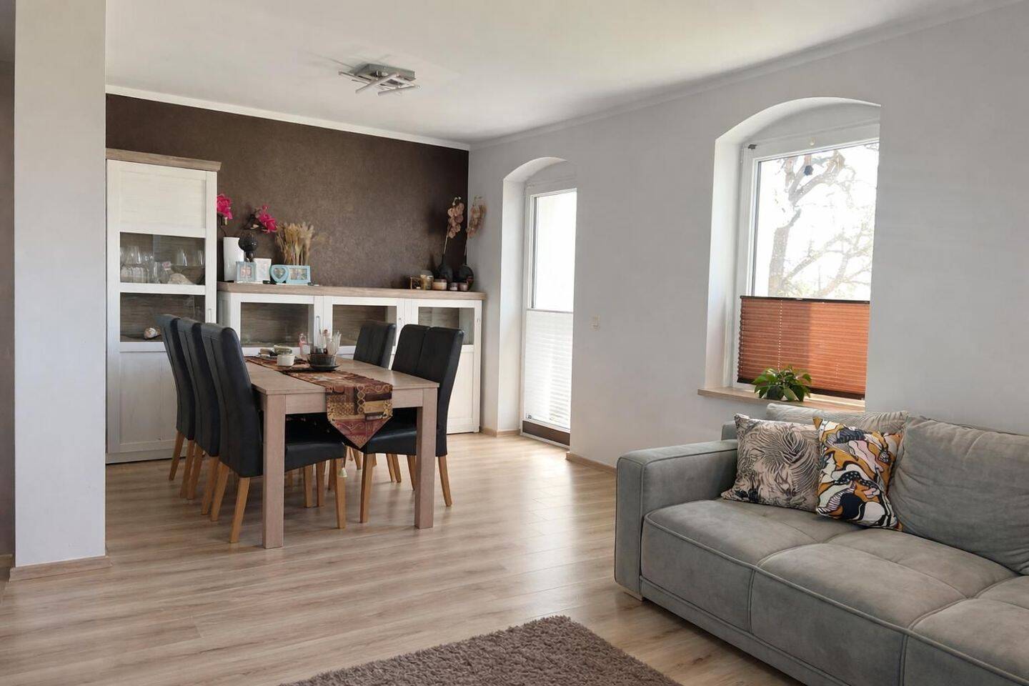 Thumbnail-Helle 4-Zimmer-Wohnung mit Balkon, Fußbodenheizung und familienfreundlichem Umfeld