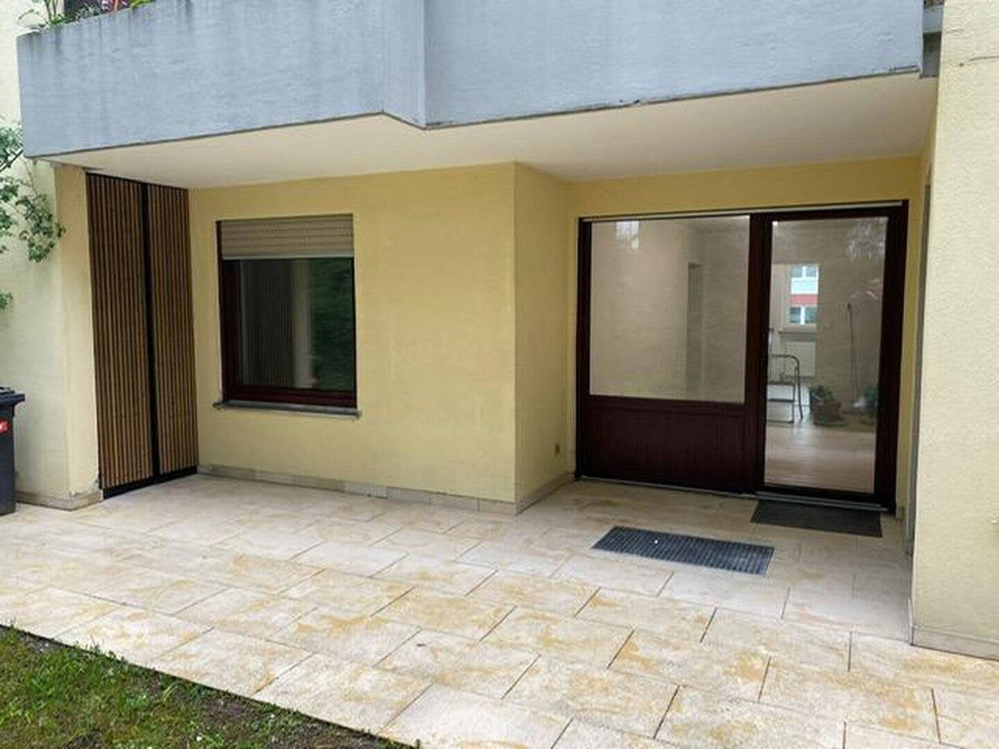 Thumbnail-Wunderschön sanierte 4 Zimmer Terrassenwohnung inkl. EBK + Gartenanteil + Garage