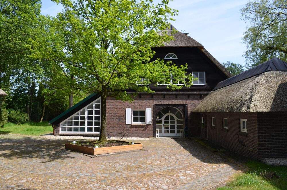 Eingangsseite Haus 1