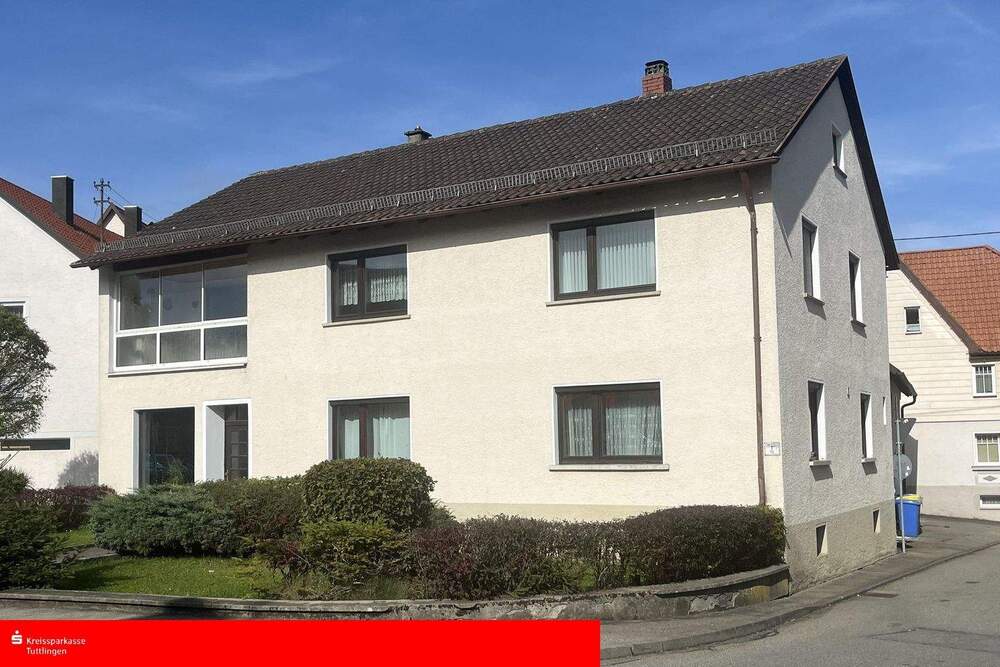 Thumbnail-REDUZIERT: Großes, renoviertes Wohnhaus mit Gewerberäumen in Gosheim