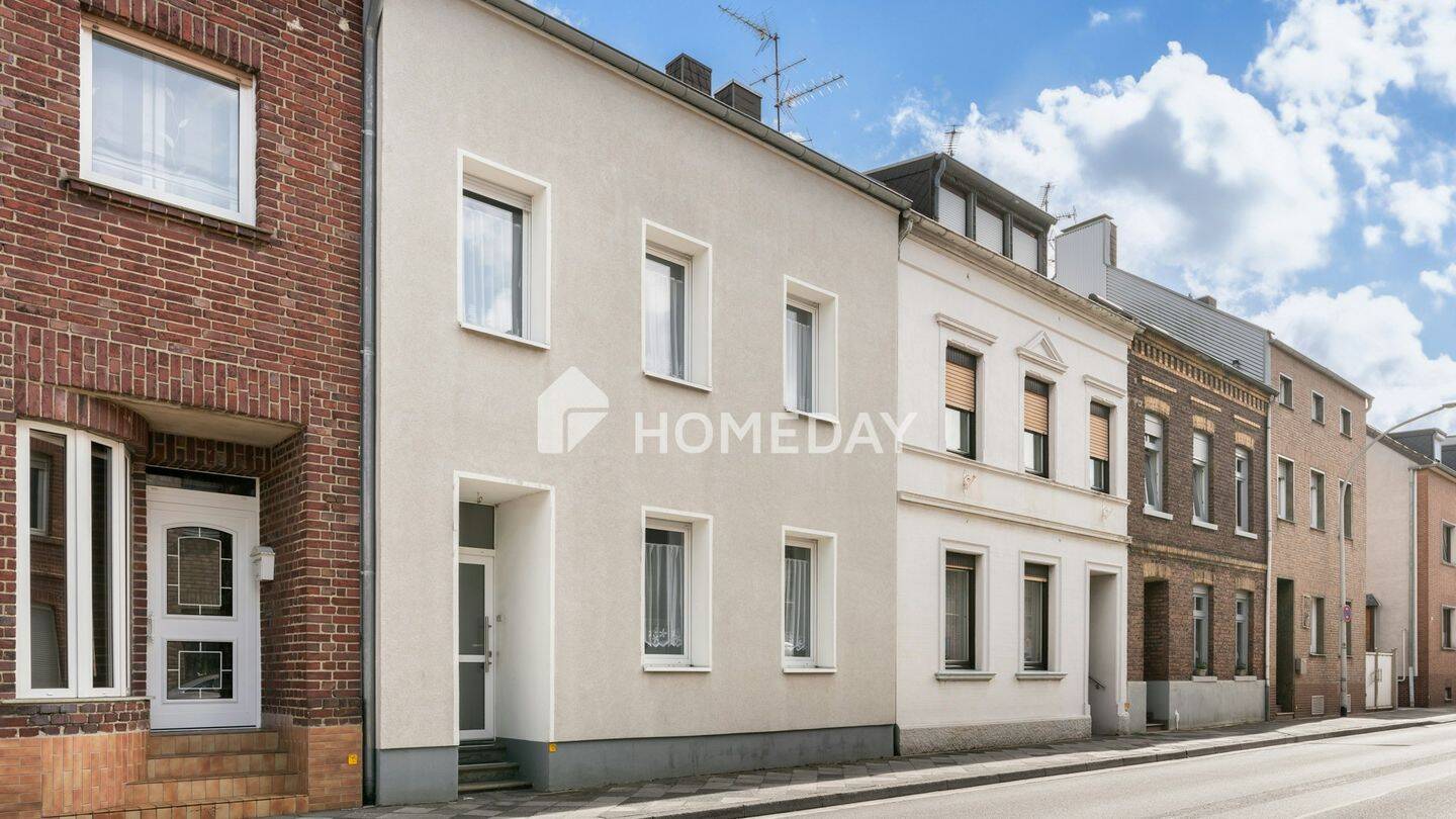 Thumbnail-Großzügiges Familienglück: Kernsaniertes Stadthaus mit sonnigem Innenhof in Giesenkirchen