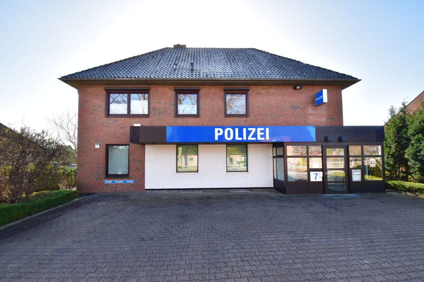 Thumbnail-Nusse - Wohn- und Geschäftshaus mit Garten, Balkon, Garage und Ausbaureserve