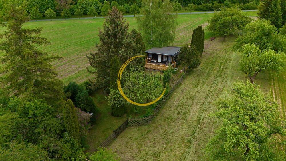 Thumbnail-Freizeitparadies mit Bungalow & Sonnenterrasse, Streuobstwiese und verpachteter Ackerfläche