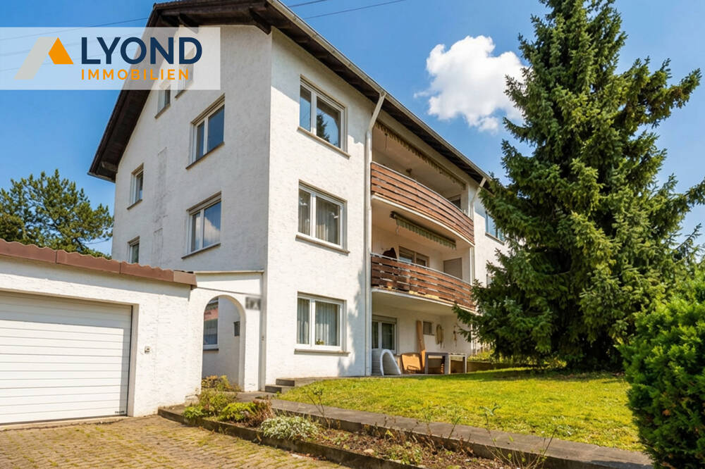 Thumbnail-Großzügige 5-Zimmer-Wohnung mit Balkon und Garage in Zimmern ob Rottweil