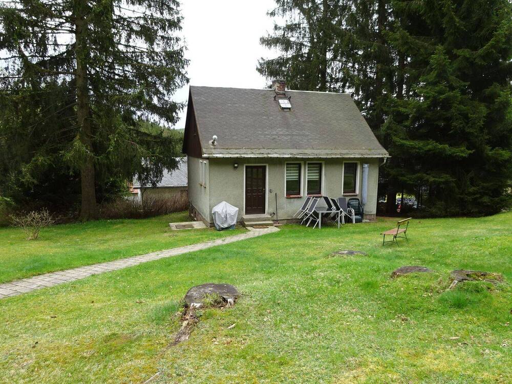 Thumbnail-Sonniger Platz am Waldesrand