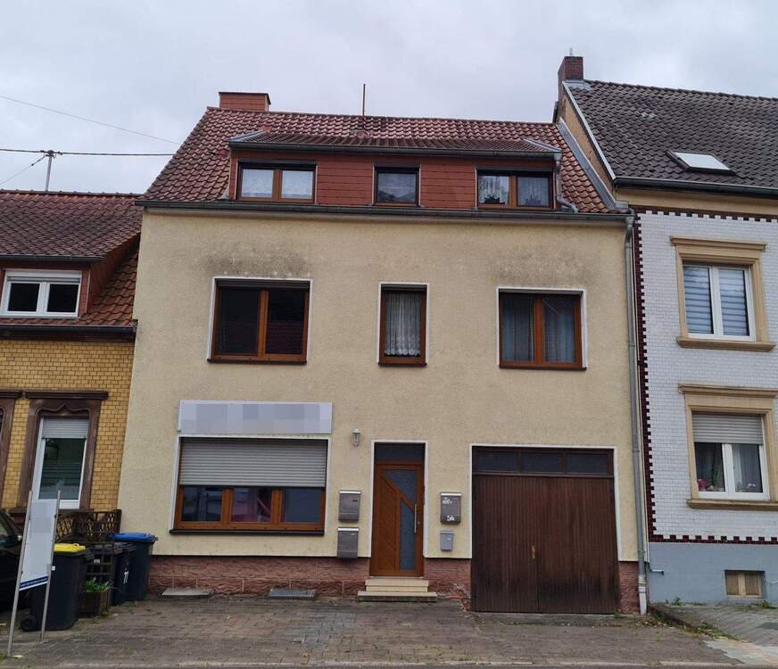 Thumbnail-Drei Familienhaus mit Garten in Vk-Ludweiler zu verkaufen
