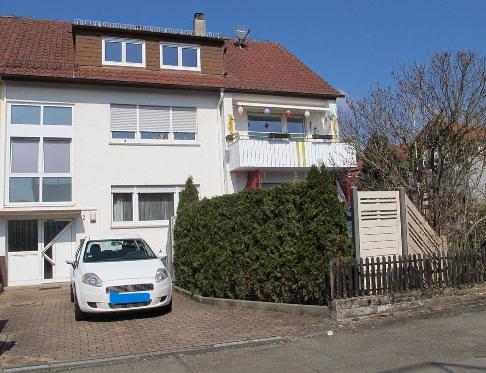 Thumbnail-Gepflegtes 3-Familien-Wohnhaus mit Doppelgarage, Stellplatz, Fahrradraum, Garten in sonniger Lage