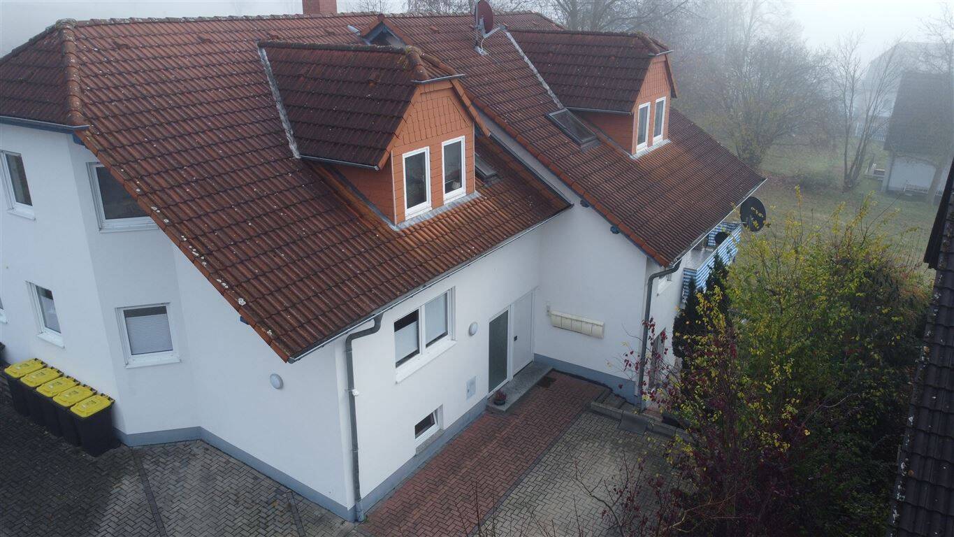 Thumbnail-3 Zimmer-Souterrainwohnung mit Terrasse in ruhiger Lage von Neukirchen zu vermieten